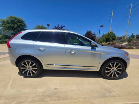 2016 Volvo XC60 T5 Drive-E Premier