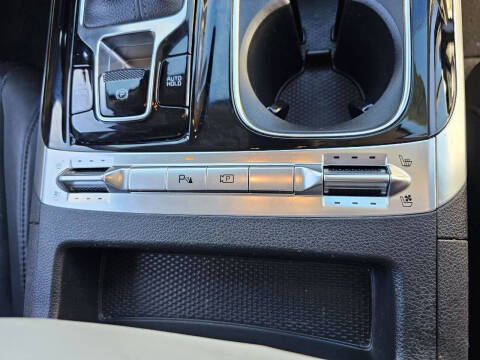 2024 Kia Carnival SX