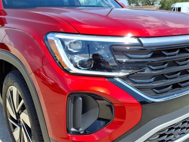 2024 Volkswagen Atlas Cross Sport SE 4Motion