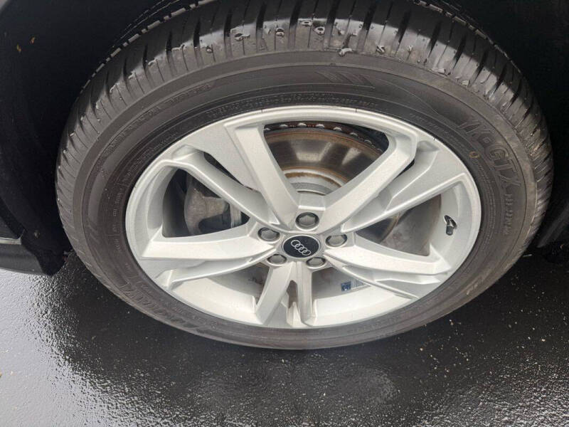 2021 Audi Q3 quattro S line Premium 45 TFSI