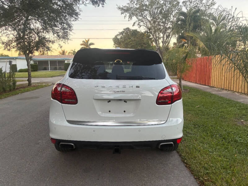 2012 Porsche Cayenne Tiptronic