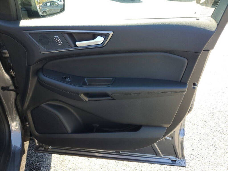 2024 Ford Edge SE
