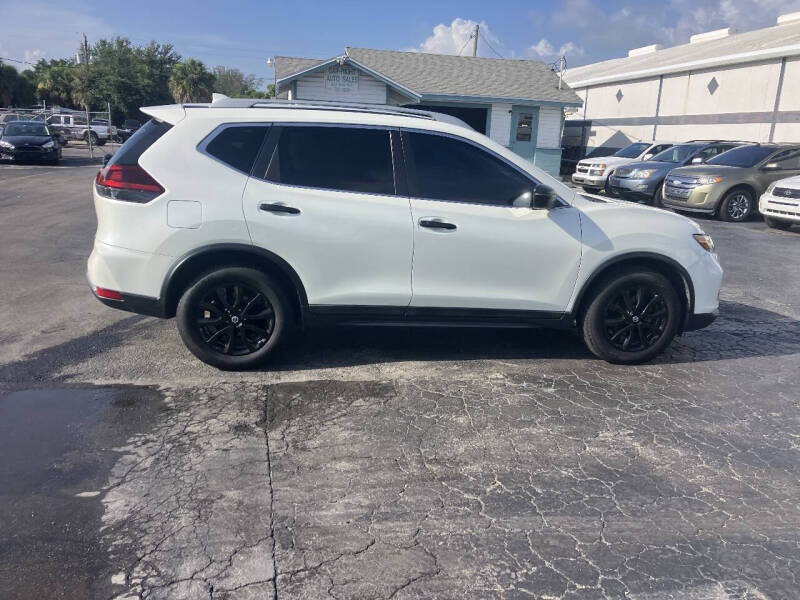 2018 Nissan Rogue SV