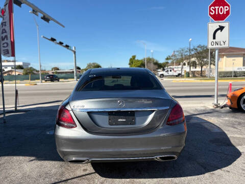 2019 Mercedes-Benz C-Class C 300
