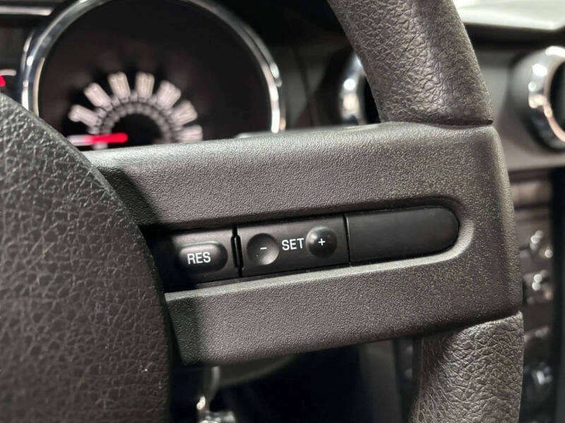 2008 Ford Mustang GT Deluxe