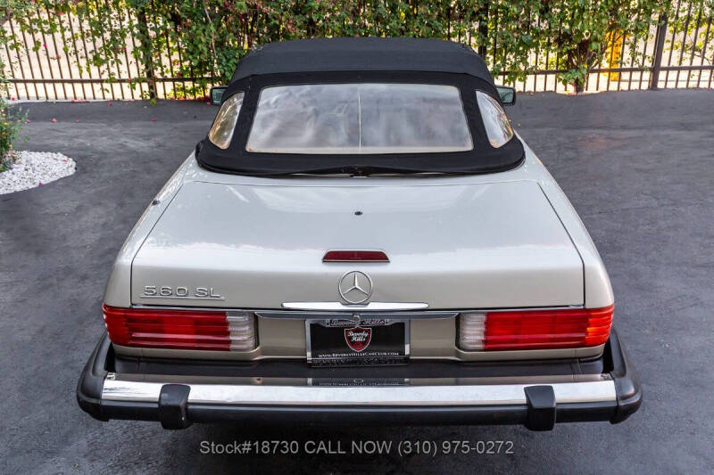 1987 Mercedes-Benz 560-Class 560 SL