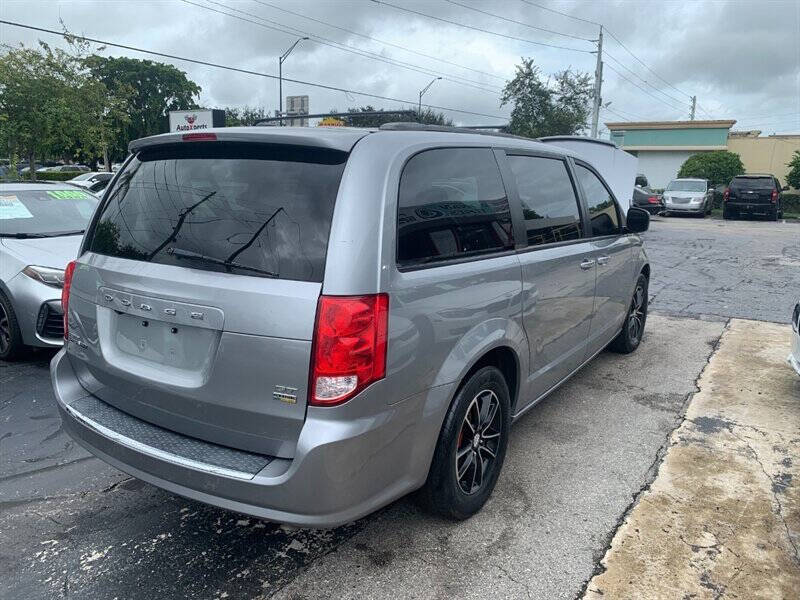 2019 Dodge Grand Caravan GT