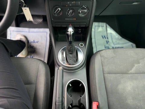 2013 Volkswagen Beetle 2.5L Entry PZEV