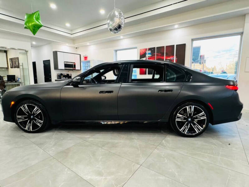 2023 BMW 7 Series 760i xDrive