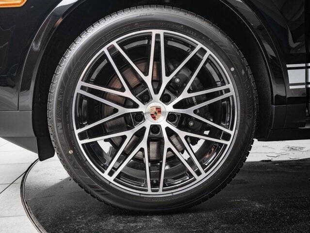 2025 Porsche Cayenne Coupe