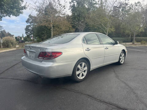 2005 Lexus ES 330