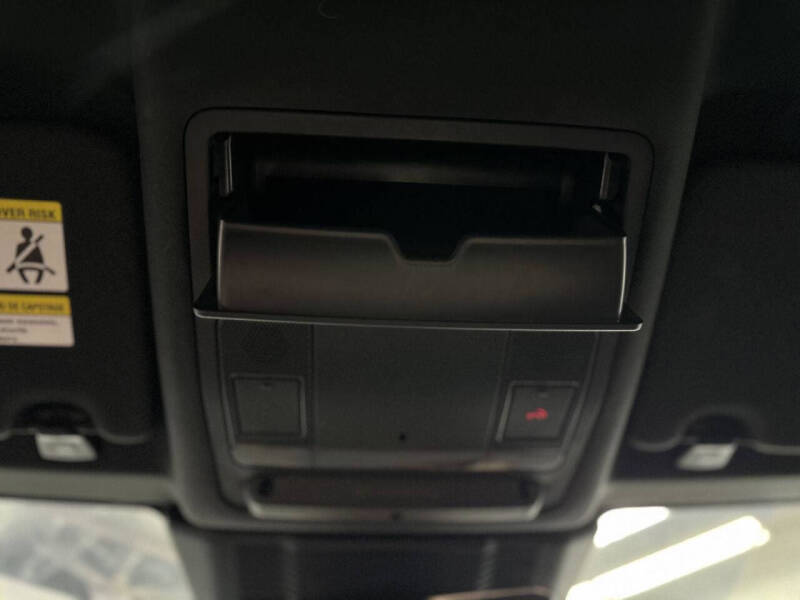 2022 Land Rover Discovery Sport P250 SE R-Dynamic