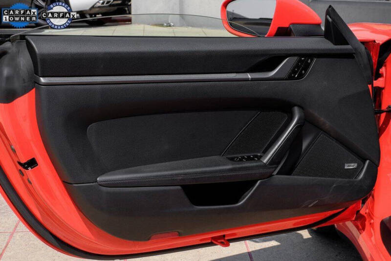 2020 Porsche 911 Carrera 4S