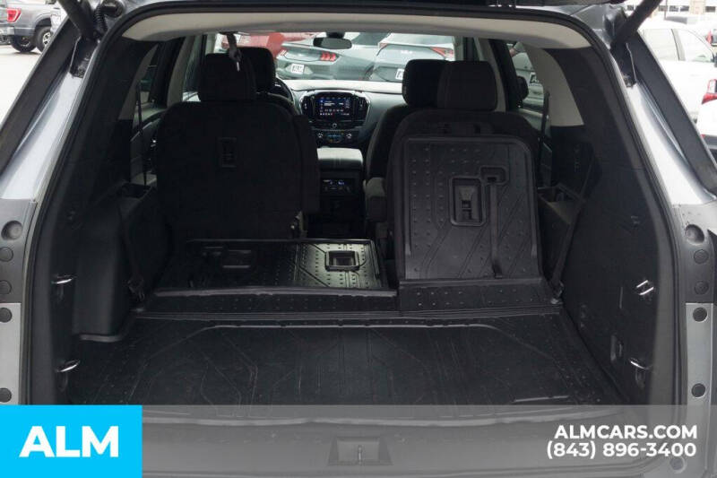 2021 Chevrolet Traverse LT Cloth