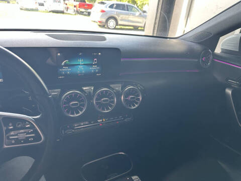 2019 Mercedes-Benz A-Class A 220