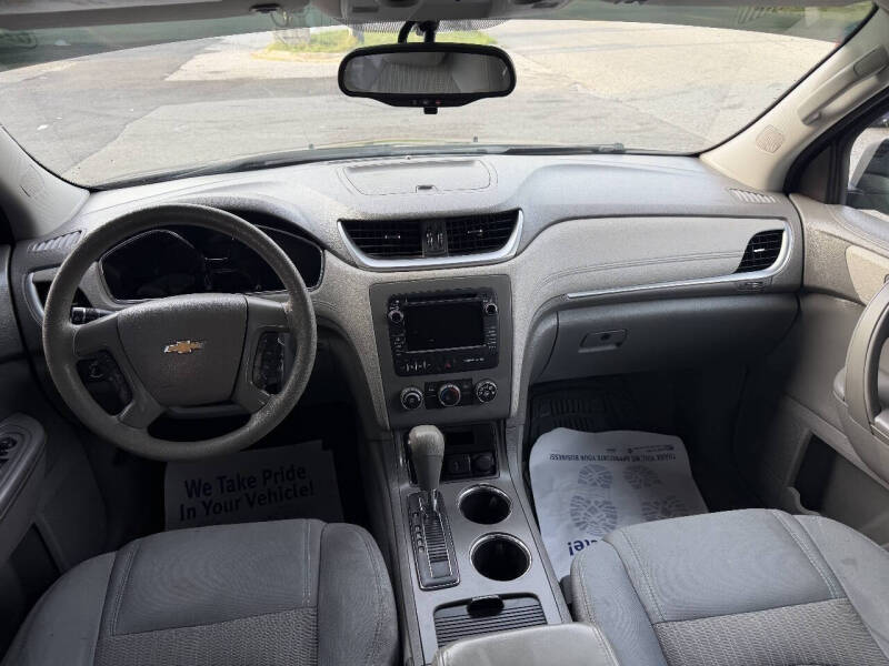 2015 Chevrolet Traverse LS