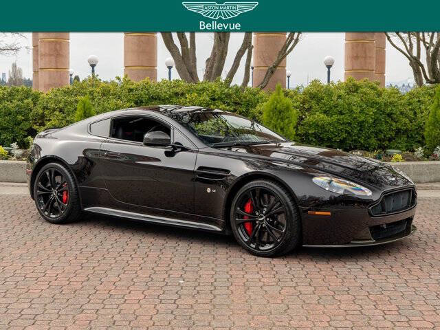 2015 Aston Martin V12 Vantage S 2