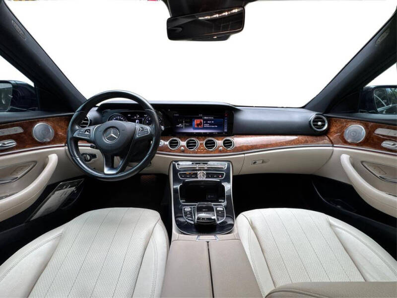 2018 Mercedes-Benz E-Class E 300