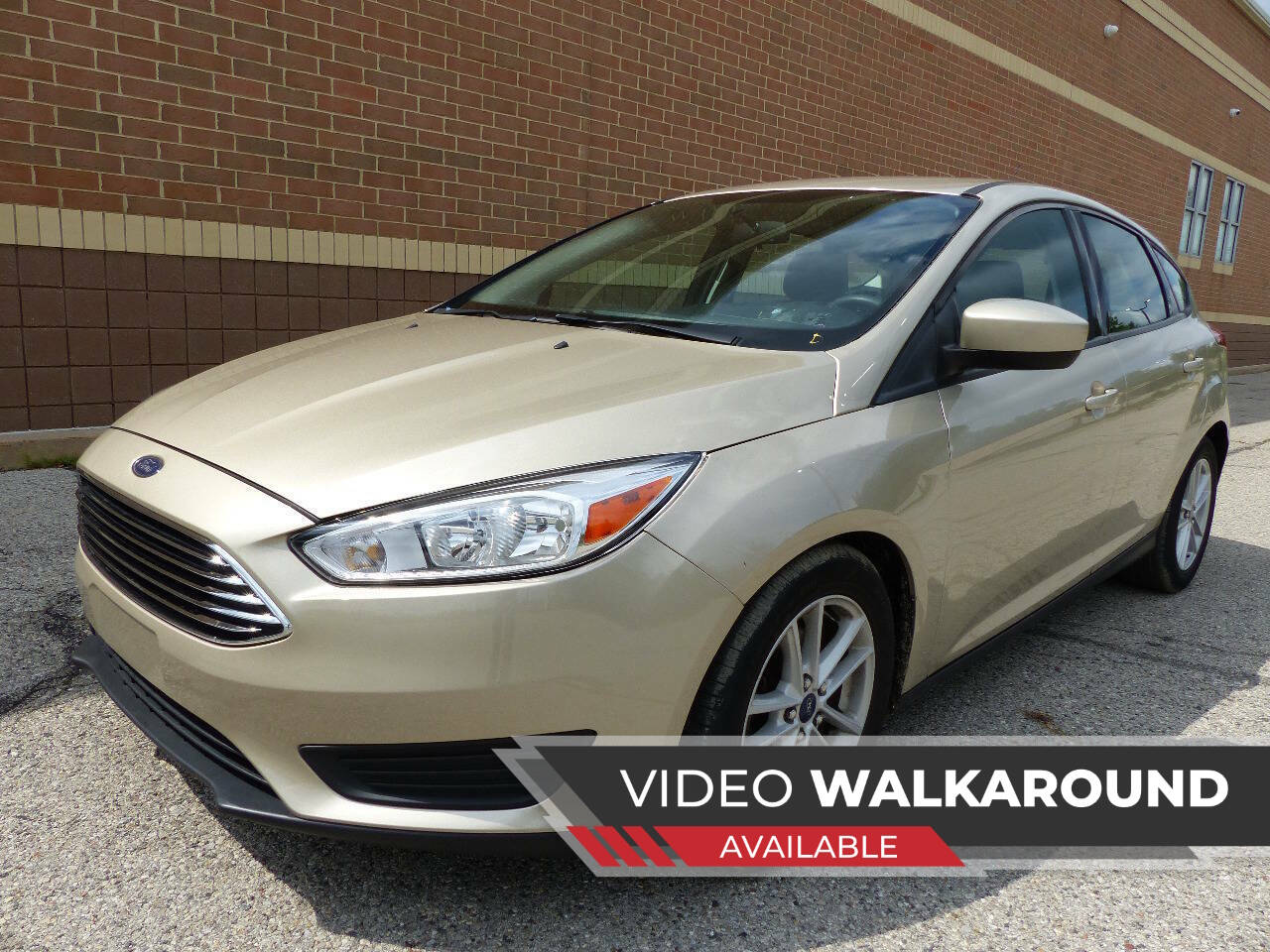 Tan 2018 Ford Focus SE SE 4dr Hatchback 1