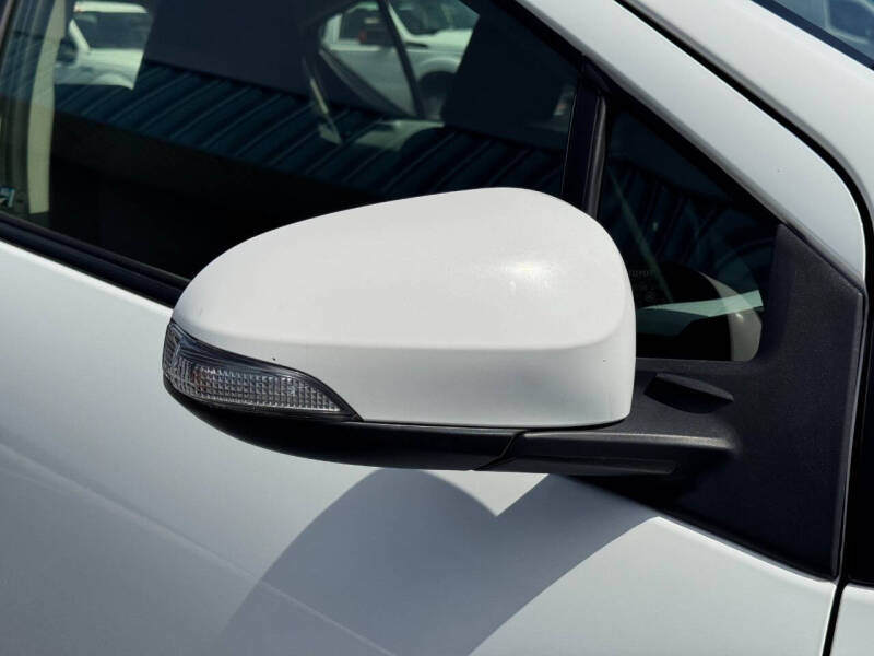 2012 Toyota Prius c Three