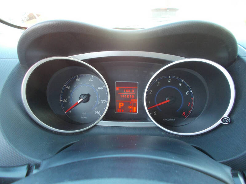 2008 Mitsubishi Outlander SE