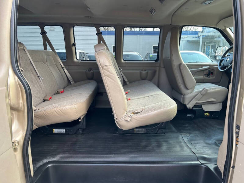 2013 Chevrolet Express LS 3500