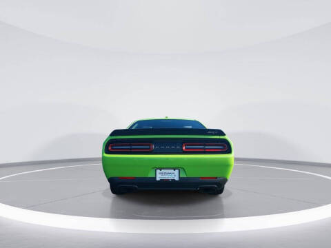 2015 Dodge Challenger SRT Hellcat