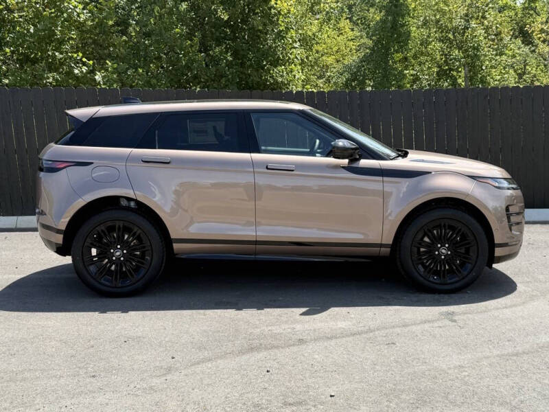 2026 Land Rover Range Rover Evoque P250 Dynamic SE