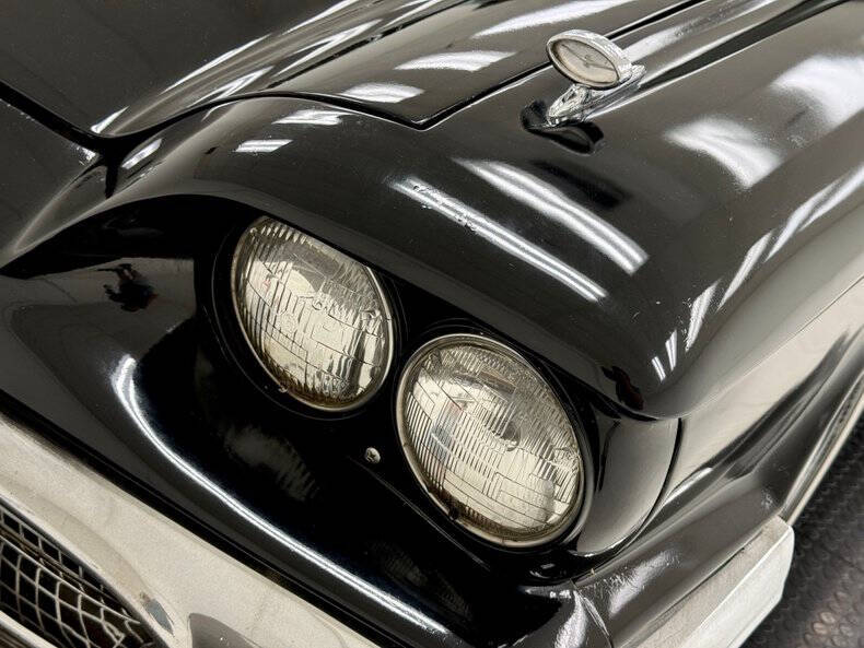 1960 Ford Thunderbird