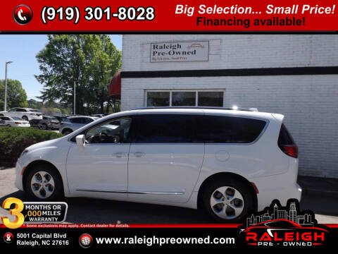 2017 Chrysler Pacifica for sale at Raleigh Pre-Owned in Raleigh NC