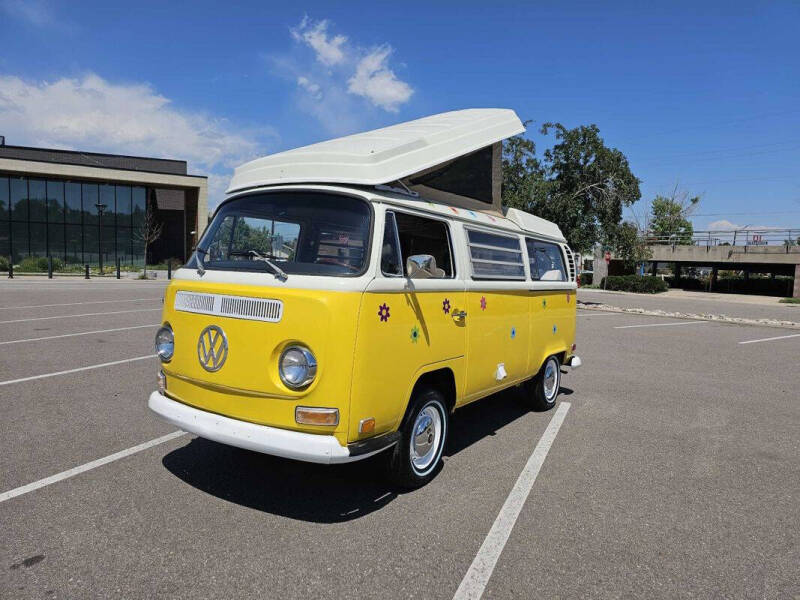 1971 Volkswagen Camper Bus