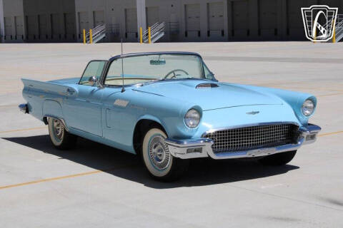 1957 Ford Thunderbird