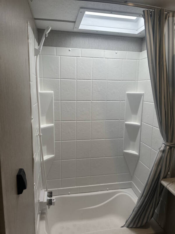 2021 Coachmen RV Freedom Express