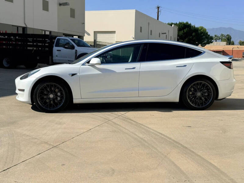 2019 Tesla Model 3 Standard Range Plus