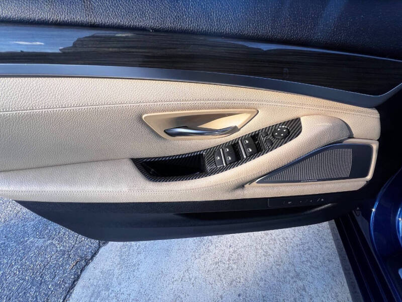 2016 BMW 5 Series 535i