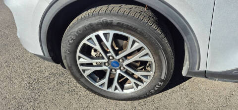 2020 Ford Escape SEL