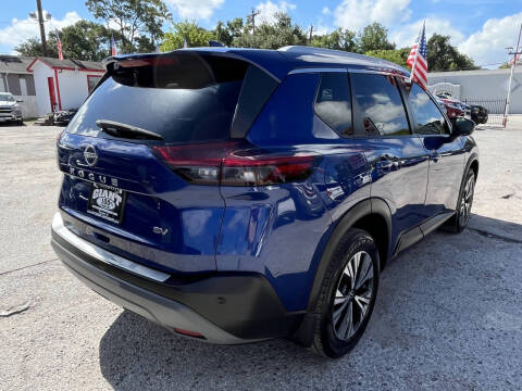 2022 Nissan Rogue SV