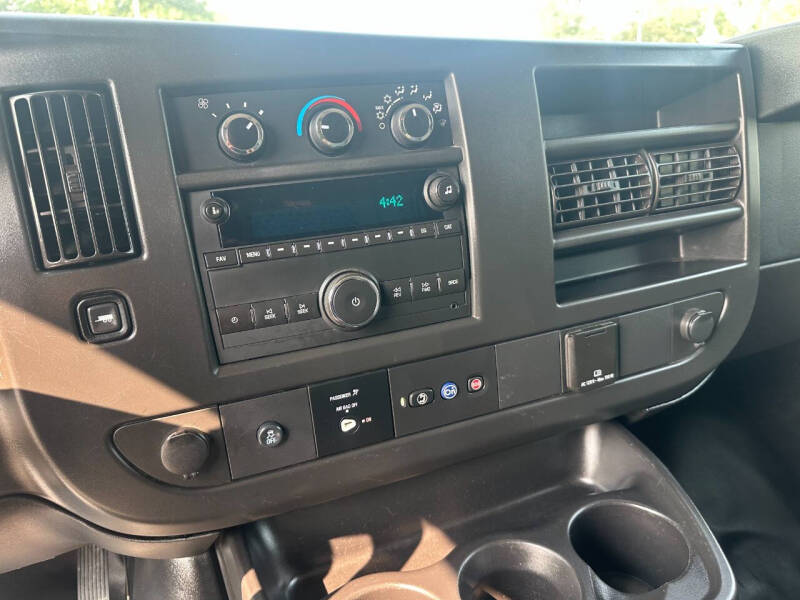 2018 Chevrolet Express 2500