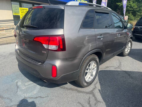 2015 Kia Sorento LX