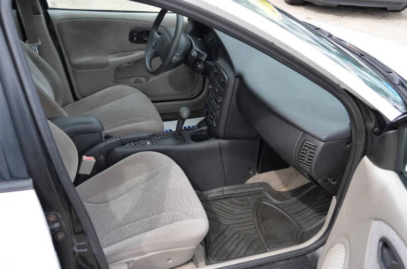 2000 Saturn S-Series SL2