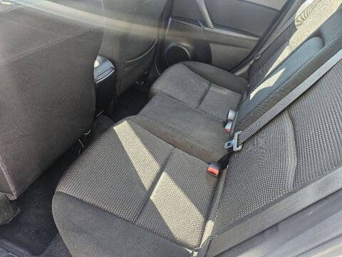 2013 Mazda MAZDA3 i Touring