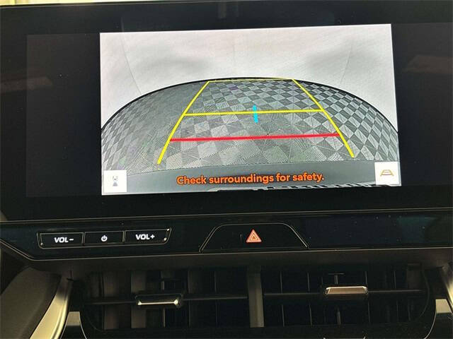 2024 Toyota Venza XLE