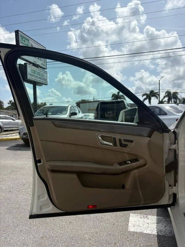 2010 Mercedes-Benz E-Class