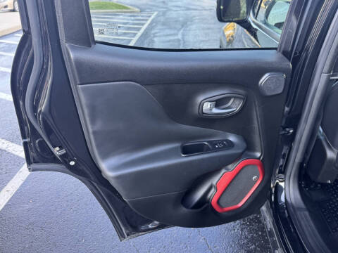 2016 Jeep Renegade Trailhawk