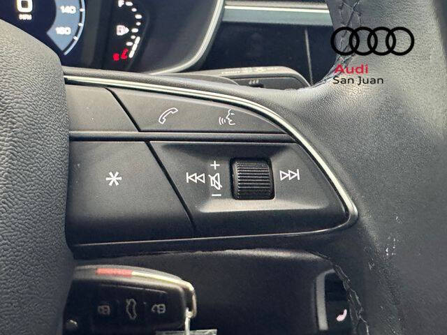 2022 Audi Q3 quattro S line Prem Plus 45 TFSI