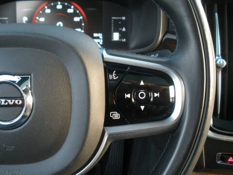 2018 Volvo S90 T5 Momentum