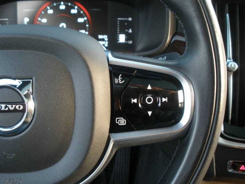 2018 Volvo S90 T5 Momentum