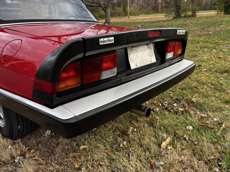 1988 Alfa Romeo Spider Veloce