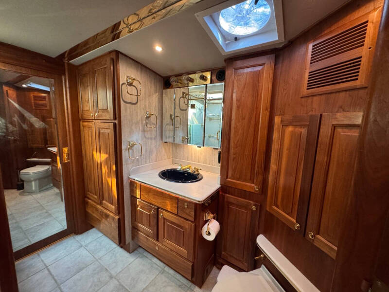 1997 MCI Custom Coach