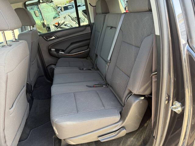 2017 Chevrolet Suburban LS